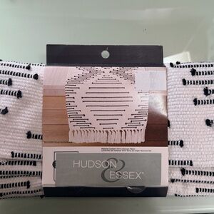 Hudson & Essex Black and White Woven Table Runner
